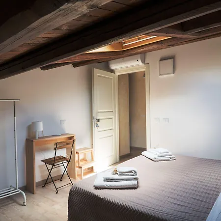Le Pomelie Bed And Breakfast-3